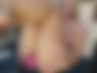 TaylorLove303's Live Sex Cam Show