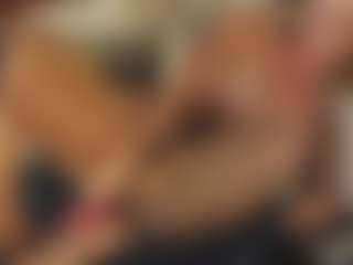 TaylorLove303's Live Sex Cam Show