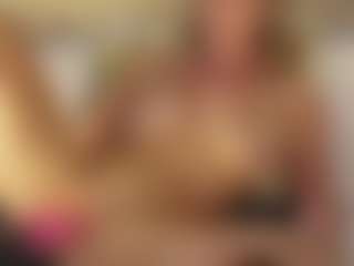 TaylorLove303's Live Sex Cam Show
