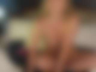 TaylorLove303's Live Sex Cam Show
