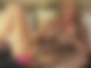 TaylorLove303's Live Sex Cam Show