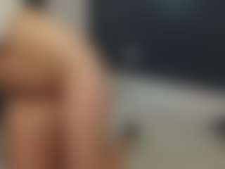 Live cam show with TaylorLove303 - Tight on StripNow