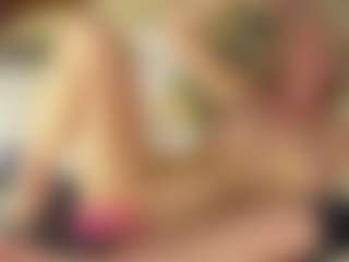 Live cam show with TaylorLove303 - Squirt on xDating