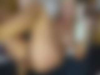 TaylorLove303's Live Sex Cam Show