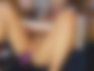 TaylorLove303's Live Sex Cam Show