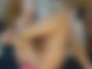TaylorLove303's Live Sex Cam Show
