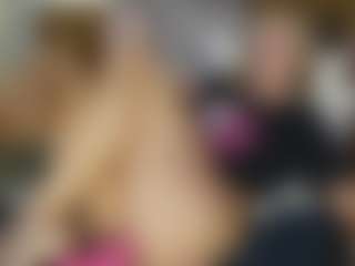 TaylorLove303's Live Sex Cam Show