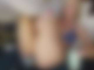 TaylorLove303's Live Sex Cam Show