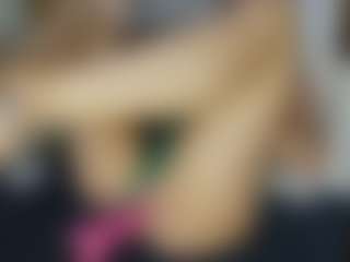 TaylorLove303's Live Sex Cam Show