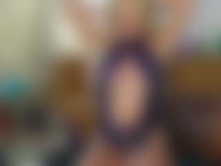 TaylorLove303's Live Sex Cam Show