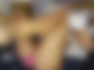 Live cam show with TaylorLove303 - Gamer Red Hair on Free Soda