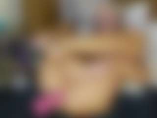 TaylorLove303's Live Sex Cam Show