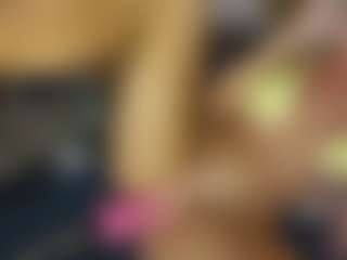 TaylorLove303's Live Sex Cam Show