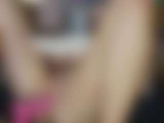 Live cam show with TaylorLove303 - Squirt on Hubzter Live