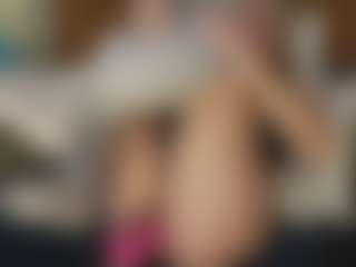 TaylorLove303's Live Sex Cam Show