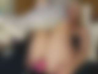 TaylorLove303's Live Sex Cam Show