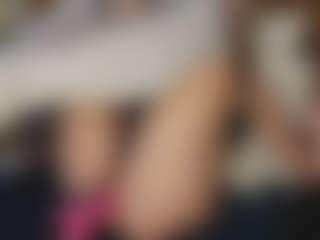 Live cam show with TaylorLove303 - Tease on AdultVida.com