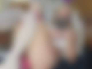TaylorLove303's Live Sex Cam Show