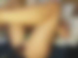 TaylorLove303's Live Sex Cam Show