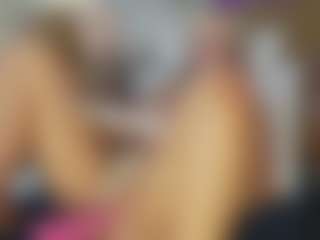TaylorLove303's Live Sex Cam Show