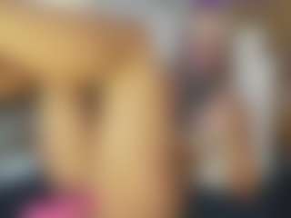 TaylorLove303's Live Sex Cam Show