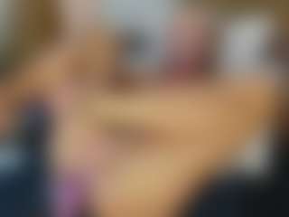 TaylorLove303's Live Sex Cam Show