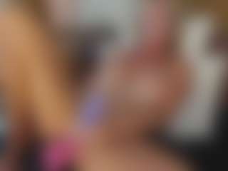 TaylorLove303's Live Sex Cam Show