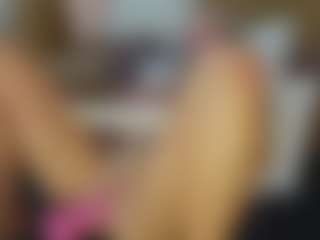 TaylorLove303's Live Sex Cam Show