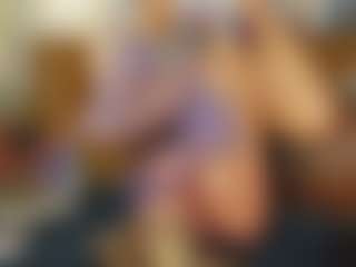 TaylorLove303's Live Sex Cam Show