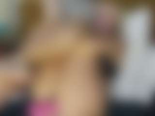 TaylorLove303's Live Sex Cam Show