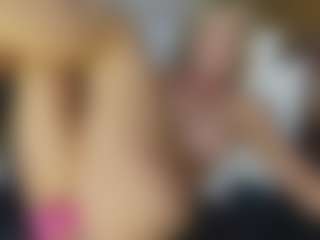 TaylorLove303's Live Sex Cam Show