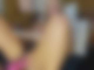 TaylorLove303's Live Sex Cam Show