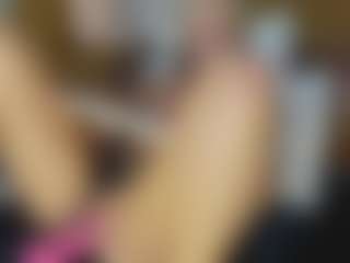 TaylorLove303's Live Sex Cam Show