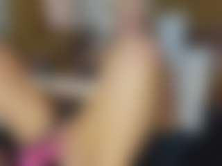 TaylorLove303's Live Sex Cam Show