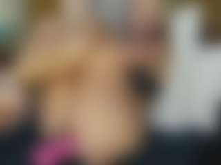 TaylorLove303's Live Sex Cam Show