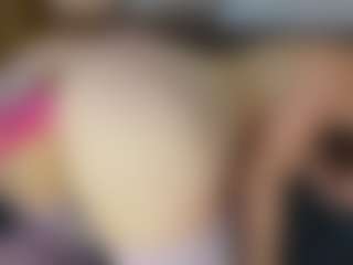 TaylorLove303's Live Sex Cam Show