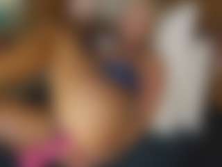 TaylorLove303's Live Sex Cam Show