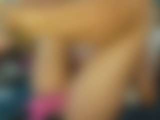 TaylorLove303's Live Sex Cam Show