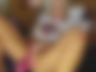 TaylorLove303's Live Sex Cam Show