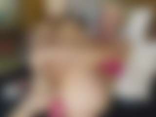 TaylorLove303's Live Sex Cam Show