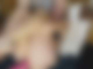 Live cam show with TaylorLove303 - Squirt on friskycurves.com