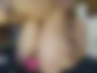 TaylorLove303's Live Sex Cam Show