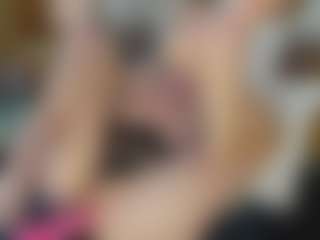 TaylorLove303's Live Sex Cam Show