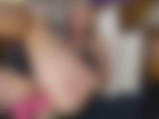 TaylorLove303's Live Sex Cam Show