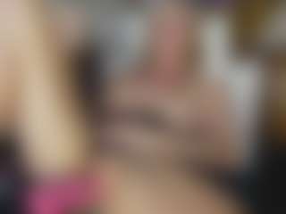 TaylorLove303's Live Sex Cam Show