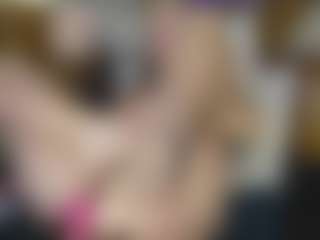 TaylorLove303's Live Sex Cam Show