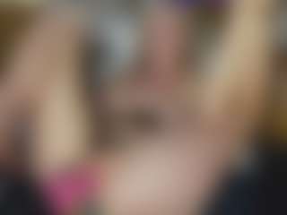 TaylorLove303's Live Sex Cam Show
