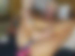 TaylorLove303's Live Sex Cam Show