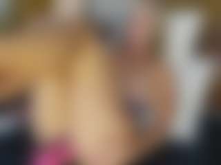 TaylorLove303's Live Sex Cam Show