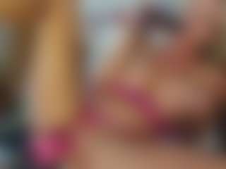 TaylorLove303's Live Sex Cam Show